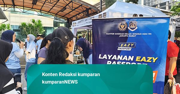 Antusiasme Warga Urus Paspor di CFD Bundaran HI: Datang Pagi-Boyong Keluarga
