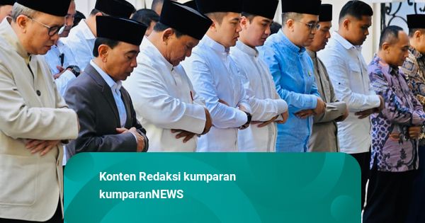 Prabowo Salat Idul Adha di Paris, Didampingi Seskab Teddy