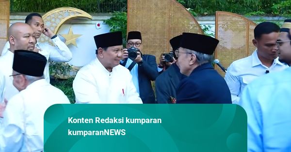 Momen Prabowo Didampingi Didiet Sapa Diaspora dan WNI di Paris usai Salat Id