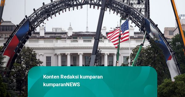 Rayakan Ultah ke-80, Trump Gelar Duel UFC di Halaman Gedung Putih