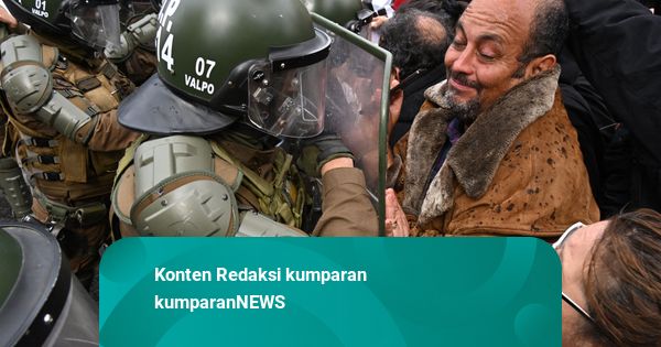 Foto: Pidato Presiden Kast Picu Gelombang Protes di Ibu Kota Chili