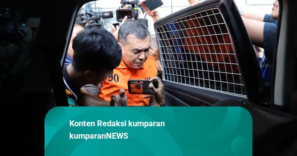 Foto: Wamen Imipas Silmy Karim Berompi Oranye, Ditahan KPK