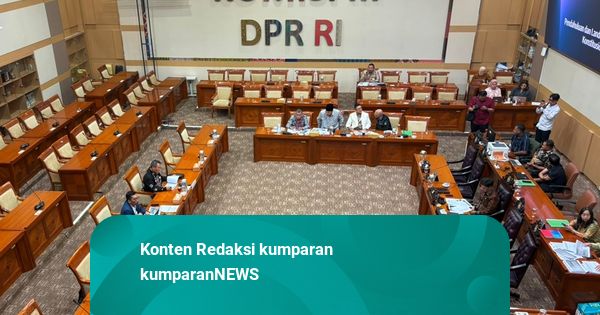 Akademisi Usul Batas Usia Anggota Kompolnas Diatur Lebih Fleksibel di RUU Polri