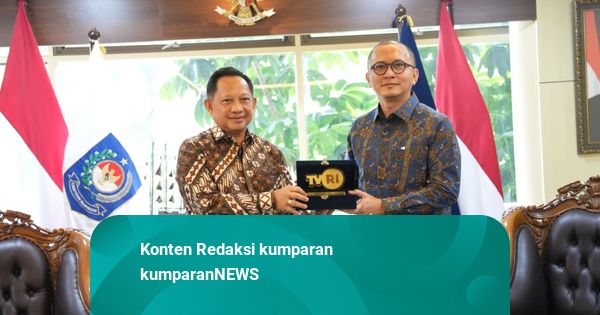 Mendagri Imbau Nobar Piala Dunia 2026: Strategi Gerakkan Ekonomi Daerah