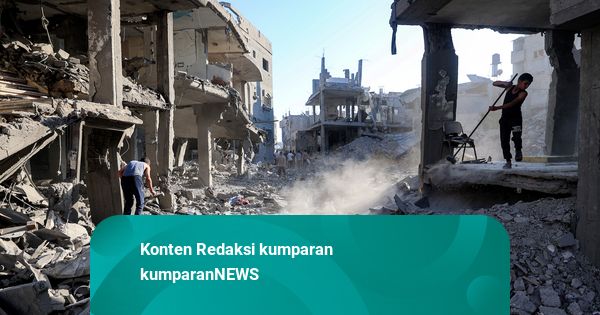 Kamp Pengungsi Al-Maghazi di Gaza Porak-poranda usai Serangan Udara Israel