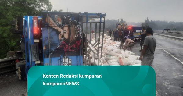 Truk Tabrak Truk di Tol Cipularang, 1 Orang Tewas