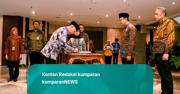 Gus Ipul Lantik 8 Pejabat Kemensos, Tekankan soal Amanah Rakyat & Integritas