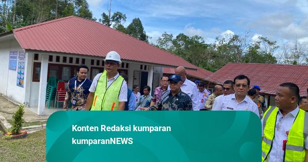 Abdul Mu'ti Kunjungi Daerah 3T, Mulai Revitalisasi SMP di Nias Utara
