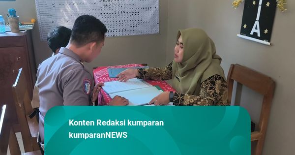 Kisah Nafis, Siswa Yatim Piatu di Kudus yang Diantar Polisi Ambil Rapor Sekolah