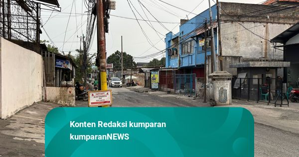 Jalan di Pesanggrahan Kini Tak Lagi Tergenang Usai Saluran Air Dikeruk