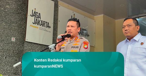 Polda Metro Jelaskan Alasan Roy-dr Tifa Dibawa ke RS Polri Sebelum Ditahan