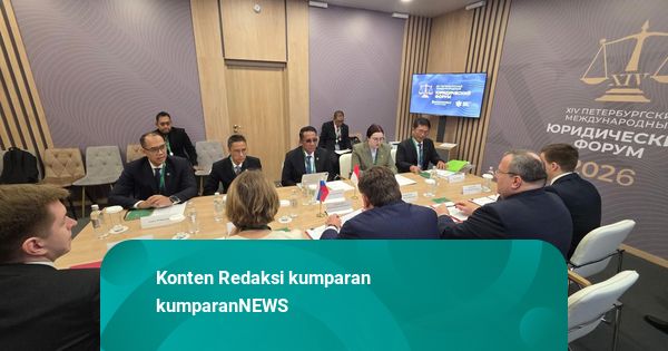 Menkum Hadiri Legal Forum Rusia: Bahas Program Posbankum, Perkuat Ekstradisi