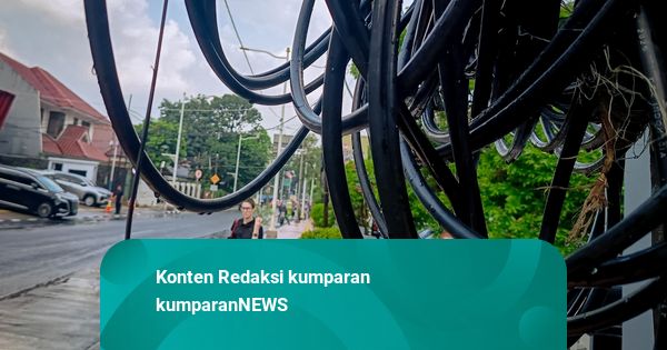 Foto: Insiden Maut Siswi SMAN 6, DPRD Desak Penataan Kabel Udara di Jakarta