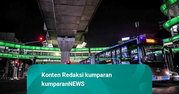 Copet HP Kepergok Beraksi di Halte TransJ CSW, Langsung Dibawa ke Kantor Polisi