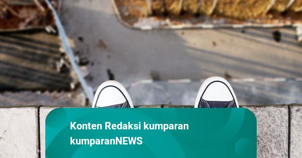 Diduga Terlilit Utang, Seorang Wanita Loncat dari Lantai 5 Apartemen di Jakbar