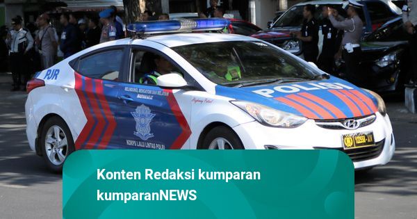 Viral Mobil Patroli Polisi Disebut Tabrak Warga, Polsek Tebet Beri Penjelasan
