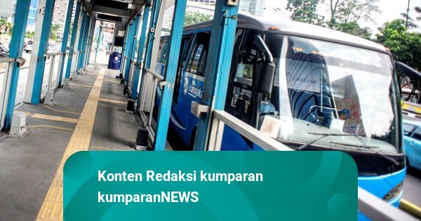 Transjakarta Pangkas Rute Lebak Bulus-Pasar Baru Imbas Banjir di Gandaria