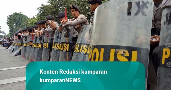 1.743 Personel Gabungan Dikerahkan Amankan Aksi di Monas Hingga DPR Hari Ini