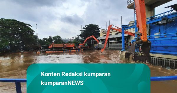 BPBD DKI: Pintu Air Angke Hulu Berstatus Bahaya, Manggarai Siaga 4