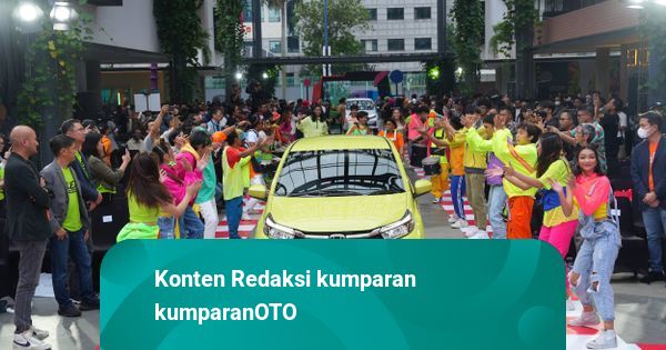 Digempur Mobil Listrik Murah China, Penjualan LCGC Turun