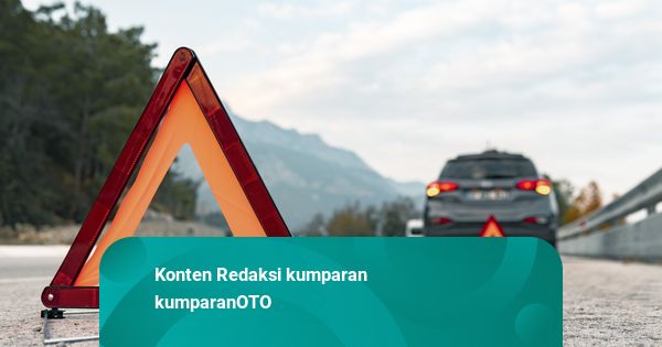 Mobil Mogok Tak Pasang Segitiga Pengaman Bisa Kena Denda Rp 500 Ribu