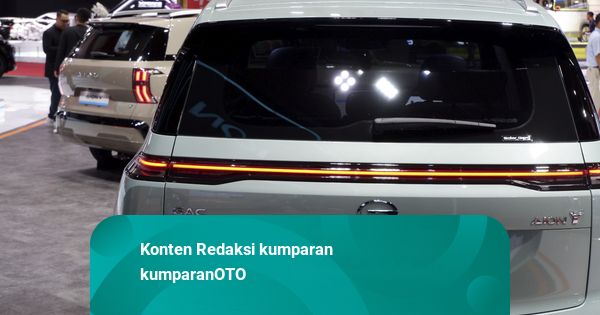 Berita Populer: Populasi Mobil Listrik CBU China; Daniel Craig Maskot Denza