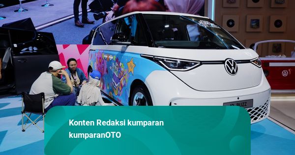 Foto: Volkswagen ID. Buzz Jadi Kanvas Seniman Pop Art
