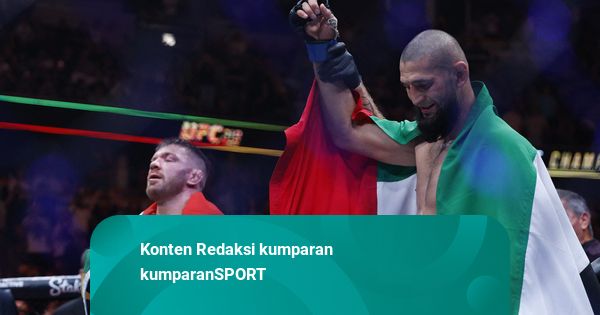 Jadi Juara UFC, Khamzat Chimaev Minta sang Ibu Jangan Menangis