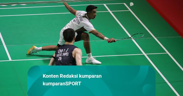 Foto: Kalahkan Chi Yu Jen, Alwi Farhan Mulus ke Final Indonesia Masters 2026