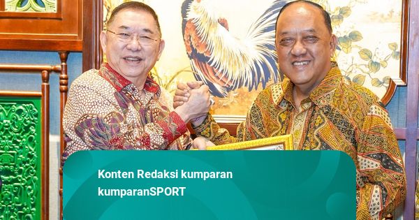 KONI Anugerahi Jerry Hermawan Lo Penghargaan Tokoh Peduli Olahraga