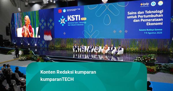 Telkomsel Beri 6 Solusi AI Terkini di KSTI 2025, Dukung Visi Indonesia Emas 2045