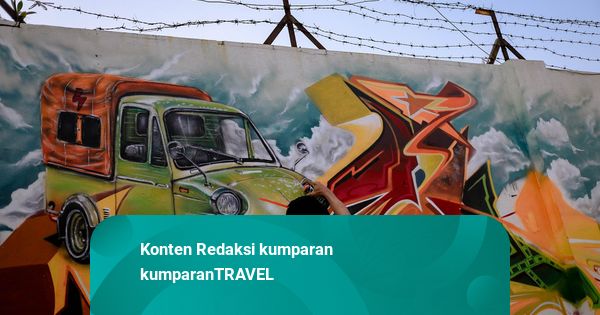 Foto: 13 Street Artist Percantik M Bloc dengan Mural