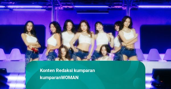 10 Tahun Perjalanan TWICE Sampai Jadi Headliner di Festival Musik Lollapalooza