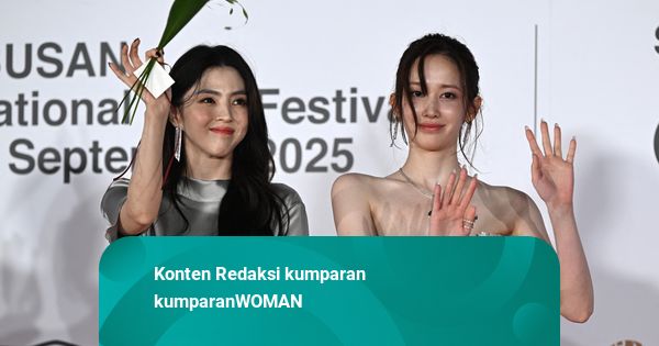 Gaya Han So Hee Pakai Perhiasan Boucheron Rp 2,6 M di Busan Film Festival