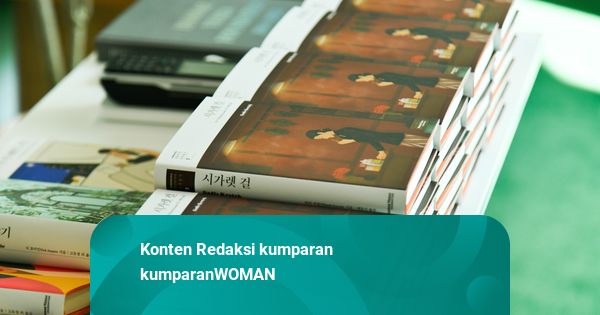 Novel ‘Gadis Kretek’ Karya Ratih Kumala Resmi Dirilis dalam Bahasa Korea