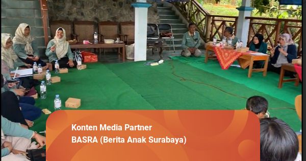 Peduli Petani, Kampus di Surabaya Beri Pelatihan Olahan Buah Salak
