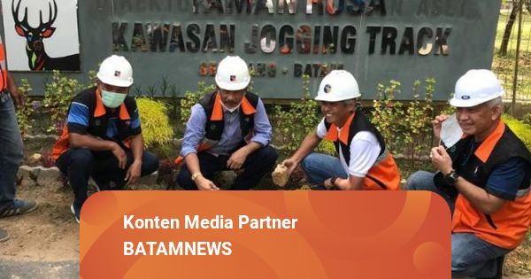 BP Batam Bangun Tiga Proyek Percantik Taman Kolam Sekupang | kumparan.com