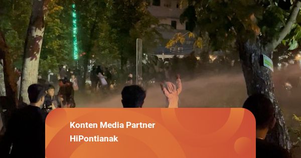 Demo Tolak Kenaikan Gaji DPR di Pontianak Kembali Ricuh
