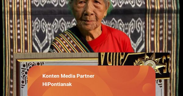 Nenek Usia 100 Tahun di Sekadau Terima Penghargaan Pelestari dari Menbud
