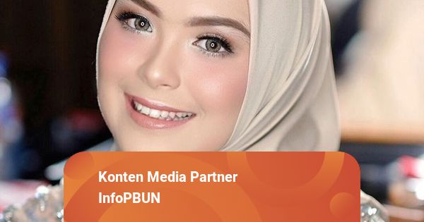 5 Tips Mengenakan Hijab Agar Rapi Seharian | kumparan.com