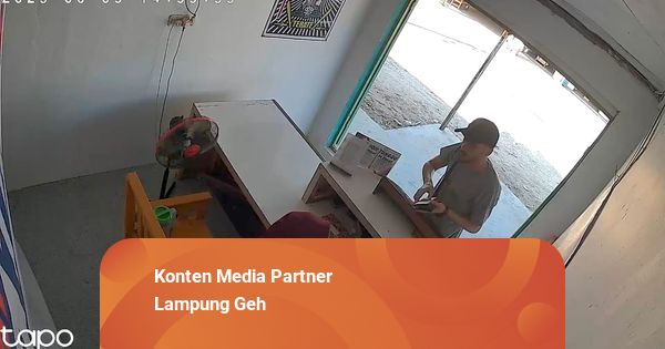 WNA Terekam CCTV Diduga Lakukan Penipuan di Agen ATM Mini Jatimulyo, Lampung