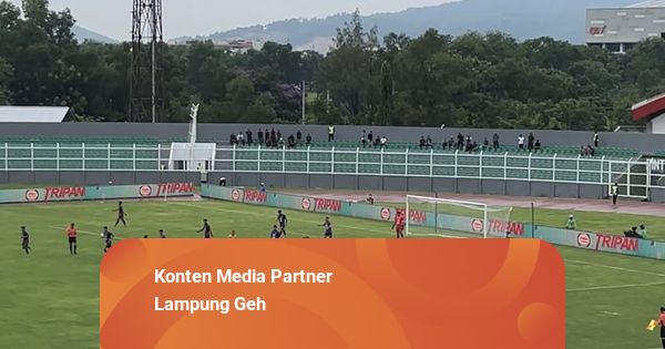 Babak Pertama, Bhayangkara Lampung FC Unggul Sementara Atas Persik Kediri
