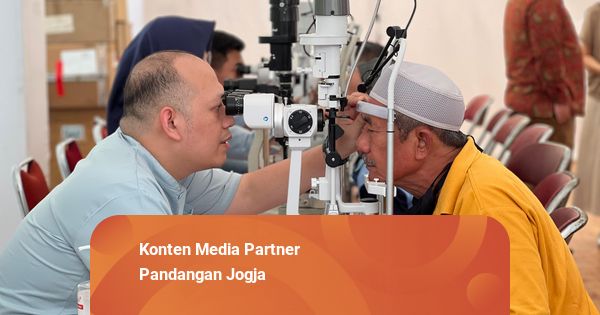 Ribuan Warga Ikuti Pengobatan Gratis di Candi Borobudur Sambut Hari Raya Waisak