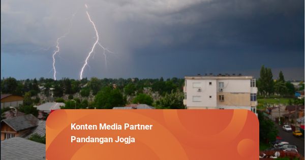 BMKG Catat 2.377 Sambaran Petir di DIY selama Nataru, Terbanyak di Gunungkidul