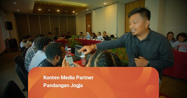 Erick Tanjung Dorong Jurnalis di Jayapura Perkuat Keamanan Digital & Literasi AI