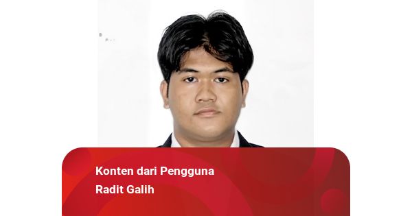 Nanjung Sari dan Secangkir Kopi di Belakangnya