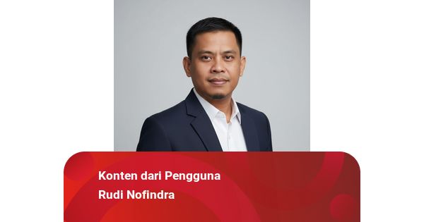 Melihat Masalah Sekolah Lewat Sepotong Gunung Es