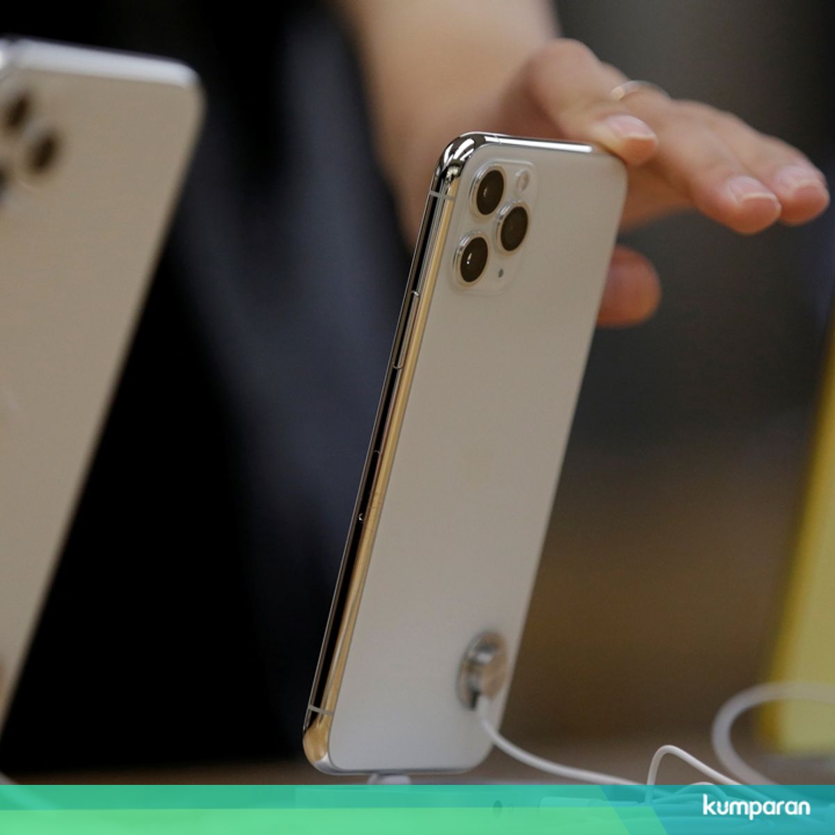 Harga Trio Iphone 11 Di Indonesia Turun Lagi Jelang Iphone 12 Rilis Kumparan Com
