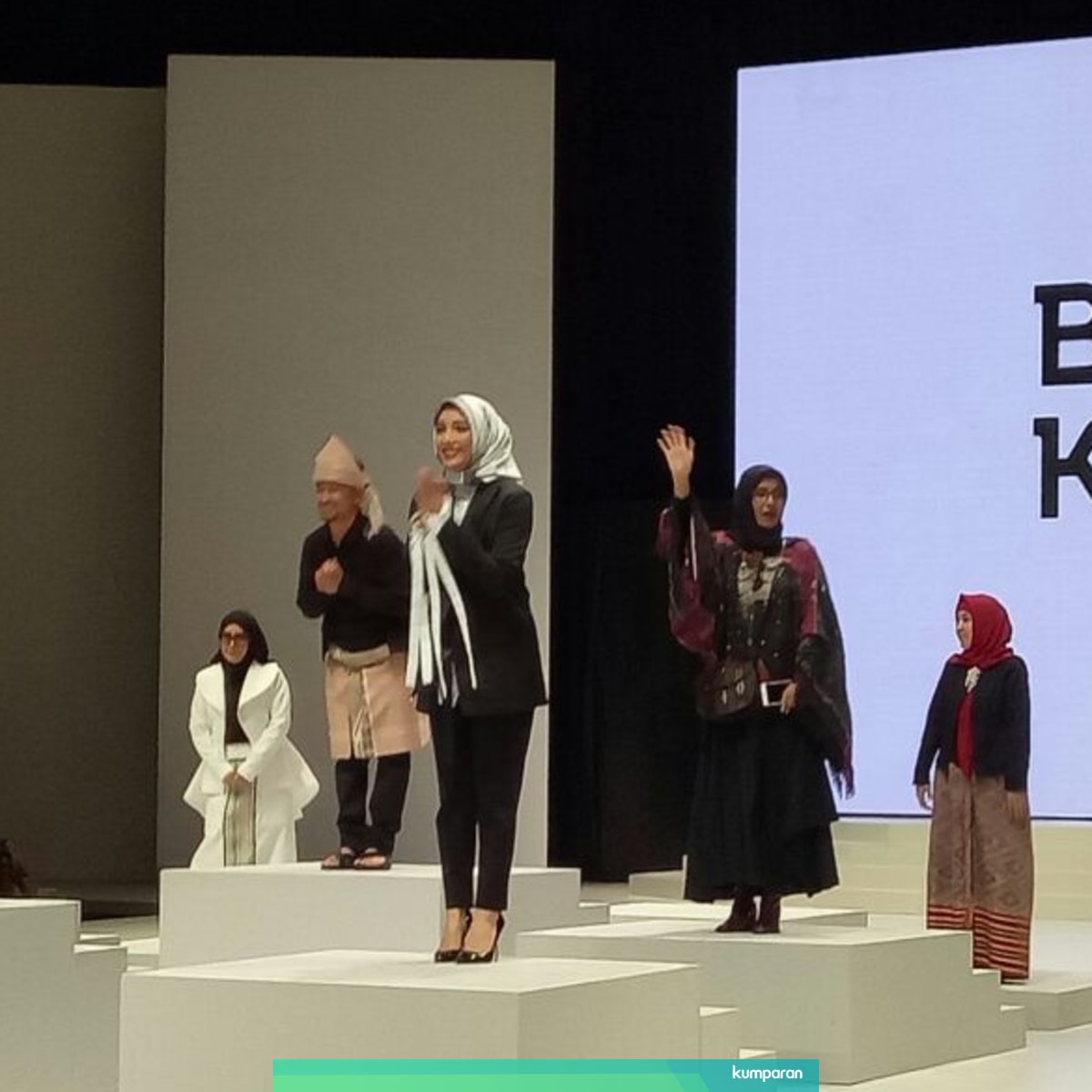 Jenahara Ramaikan Panggung Busana Muslimah Ifw 2017 Kumparan Com