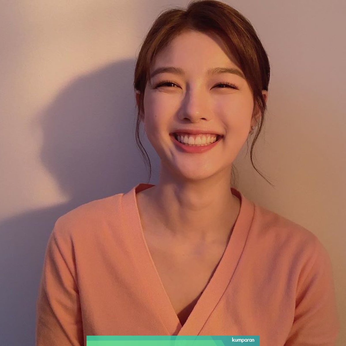 5 Fakta Kim Yoo Jung Pasangan Ji Chang Wook Di Drama Korea Backstreet Rookie Kumparan Com